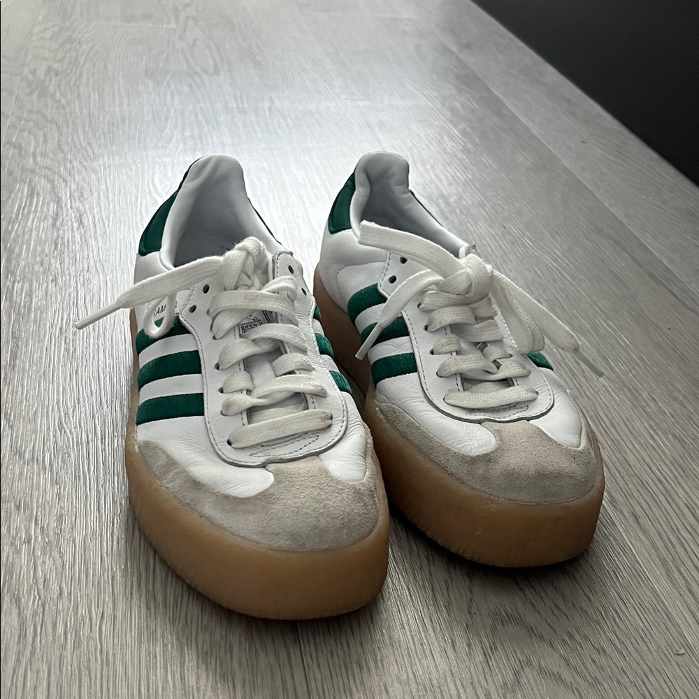 ADIDAS SAMBA White and Green Striped Sneakers
